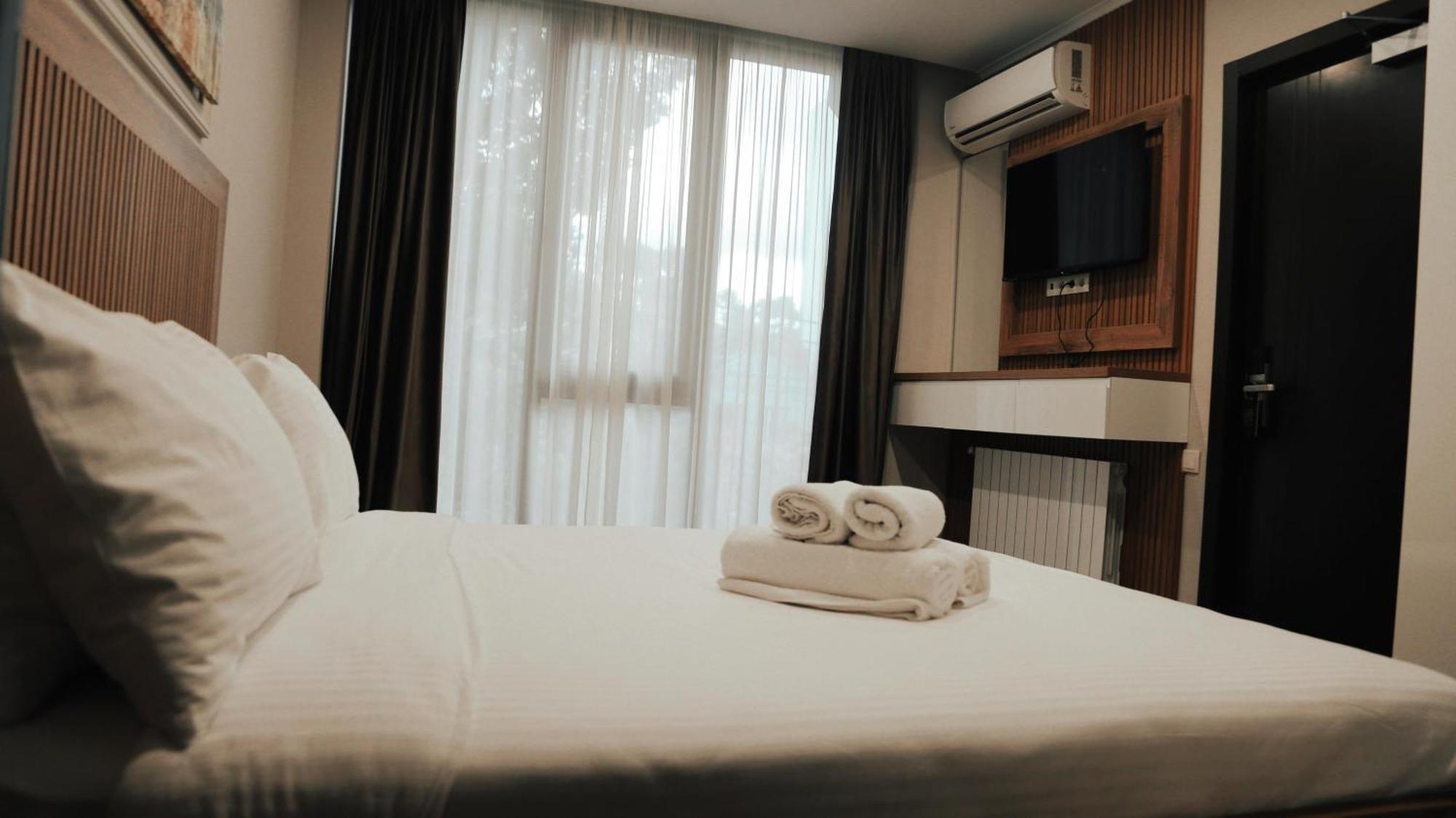 Hotel Golden Sun Kobuleti Exterior foto